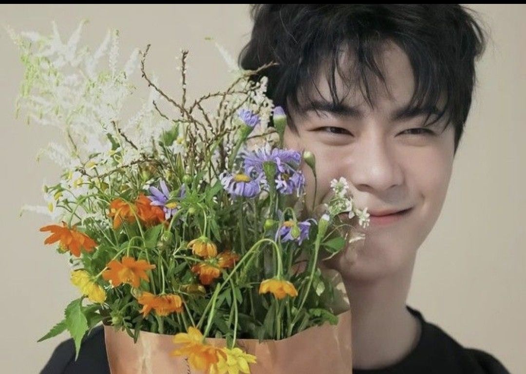 Latest photo of Moonbin (ASTRO)