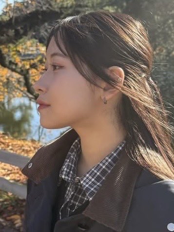 Behind-the-scenes cut of Kasahara Momona (ME:I)