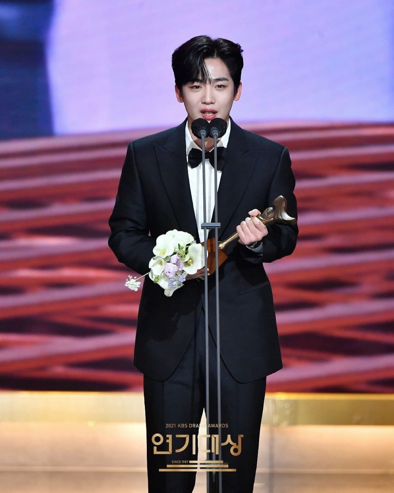 Momen yang diabadikan oleh penggemar Kim Yohan (WEi)