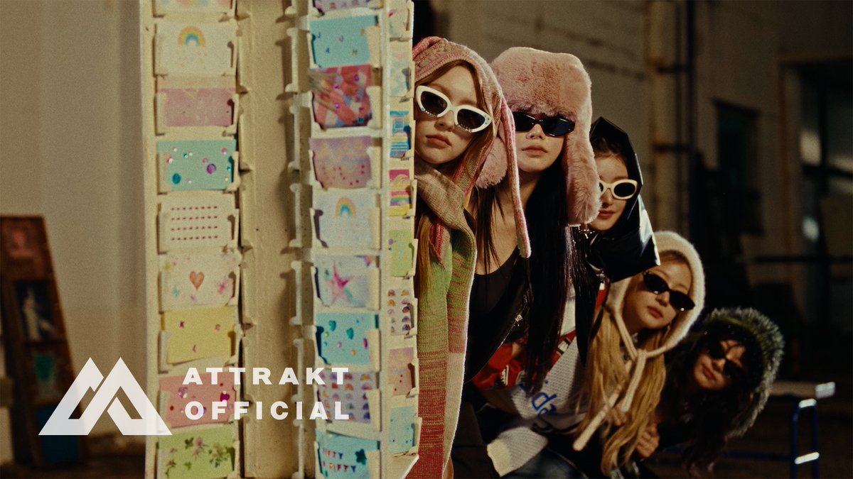 Latest photo of FIFTY FIFTY