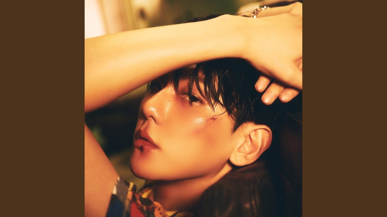 Behind-the-scenes cut of Baekhyun (EXO)