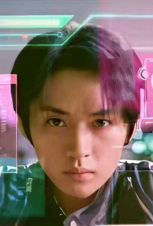 Latest photo of Lee Know (Stray Kids)