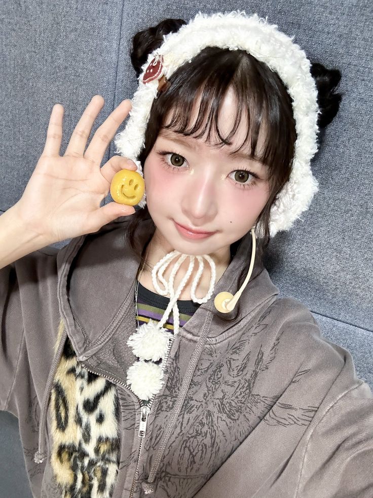 Recent activity shot of Rei (IVE)