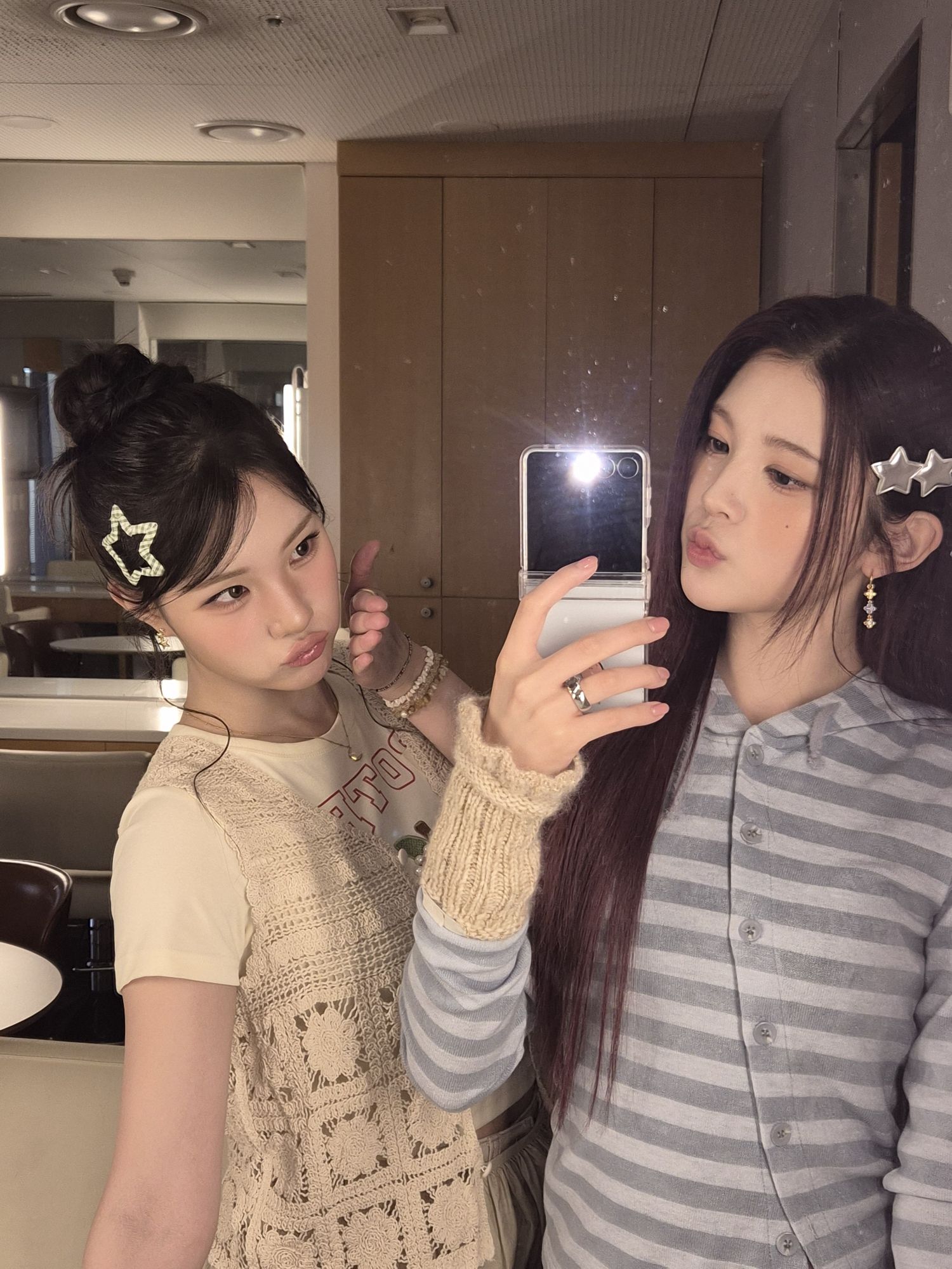 A moment captured by A-na (Hearts2Hearts)'s fan