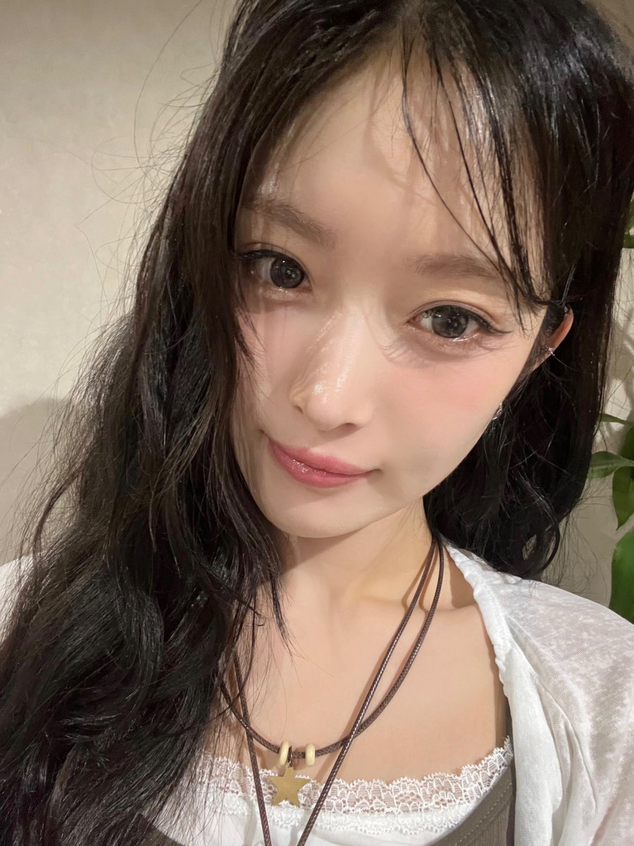 Latest photo of H1-KEY
