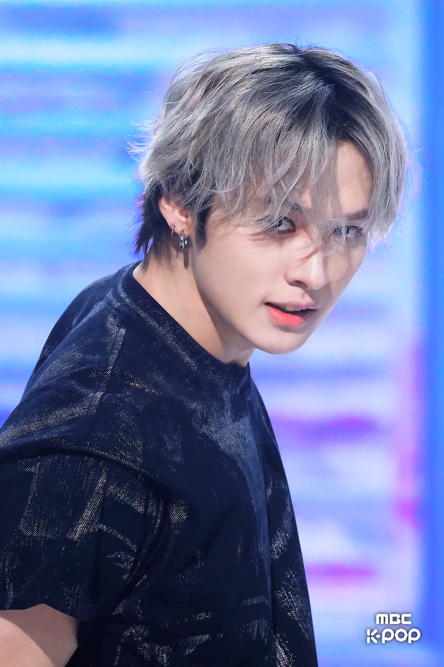 Latest photo of Lee Know (Stray Kids)