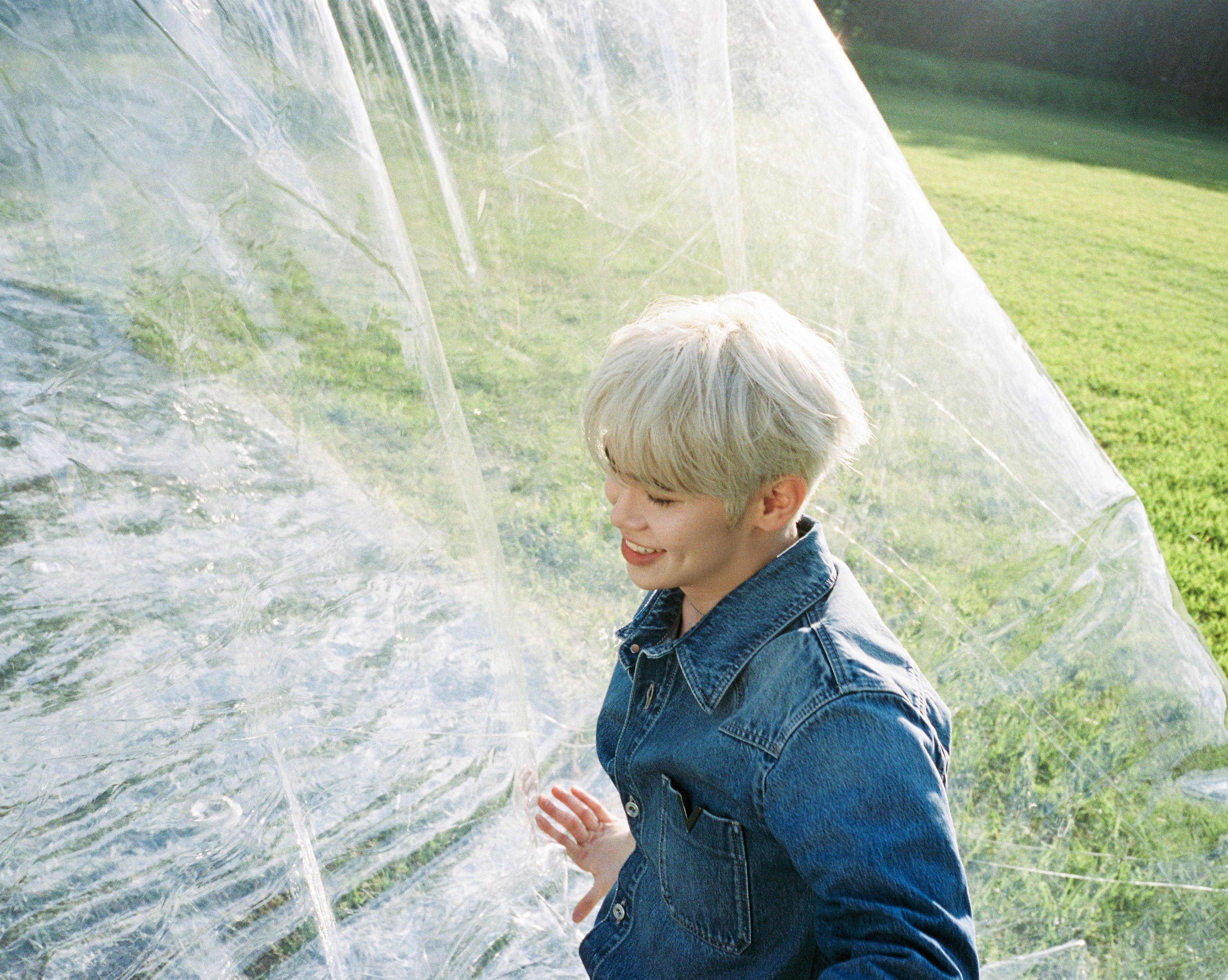 Recent activity shot of Kim Taerae (ZEROBASEONE)