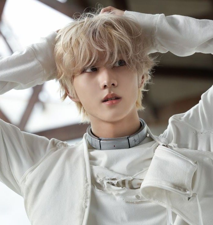 Behind-the-scenes cut of Jungwon (ENHYPEN)