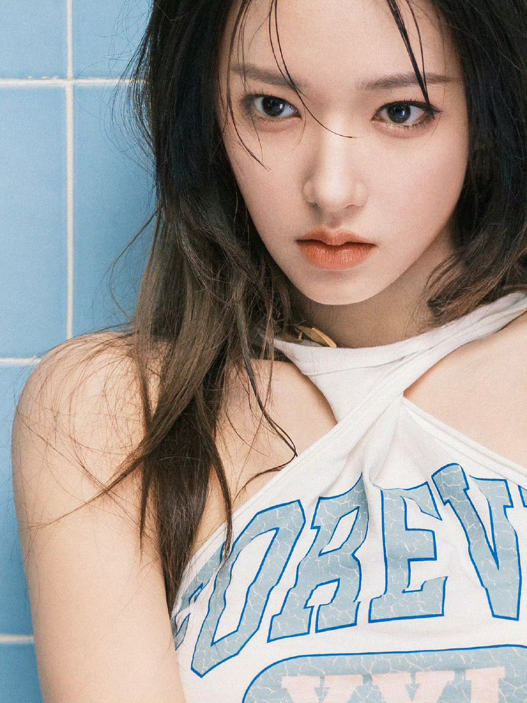Behind-the-scenes cut of Cheng Xiao