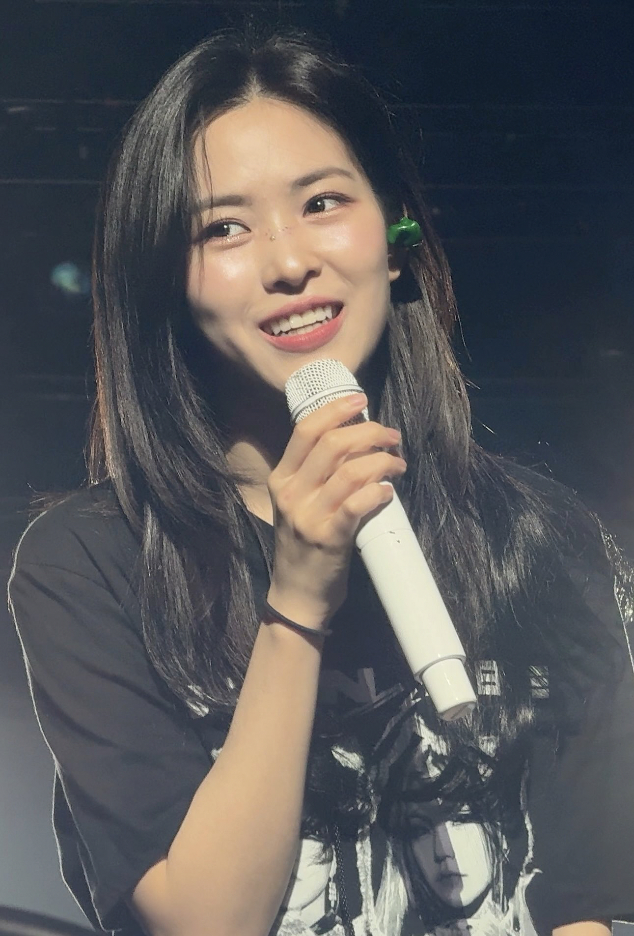 Behind-the-scenes cut of Ryujin (ITZY)