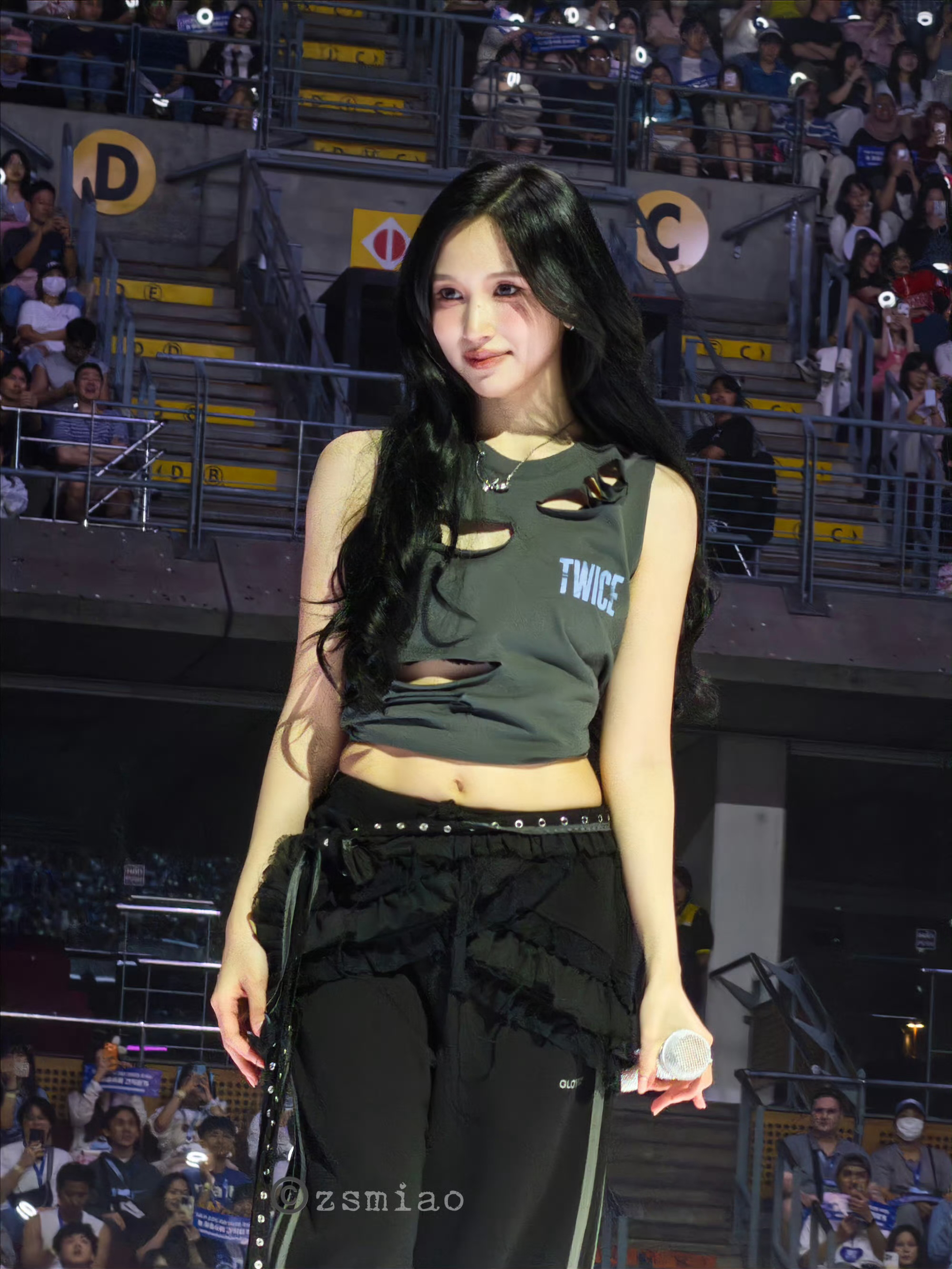 Mina (TWICE)的最新照片