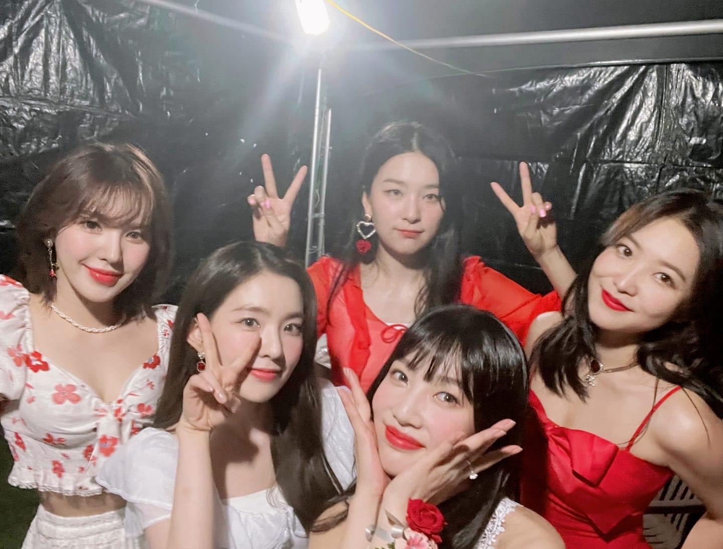 Recent activity shot of Red Velvet