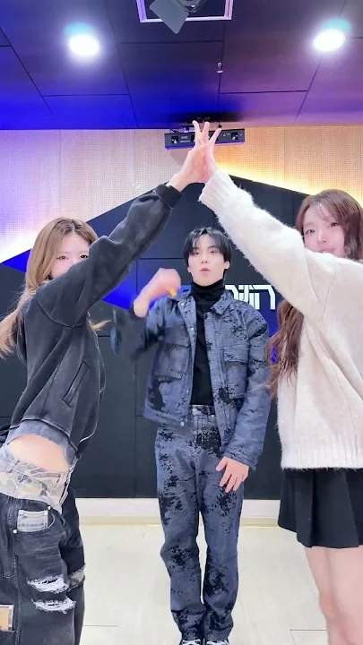 Behind-the-scenes cut of Rocky