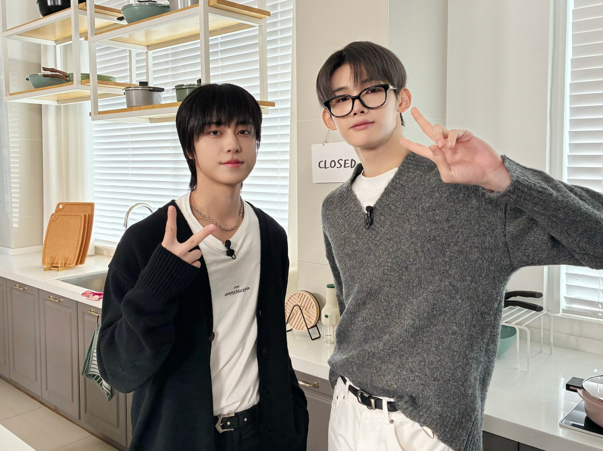 A moment captured by Jo (&TEAM)'s fan