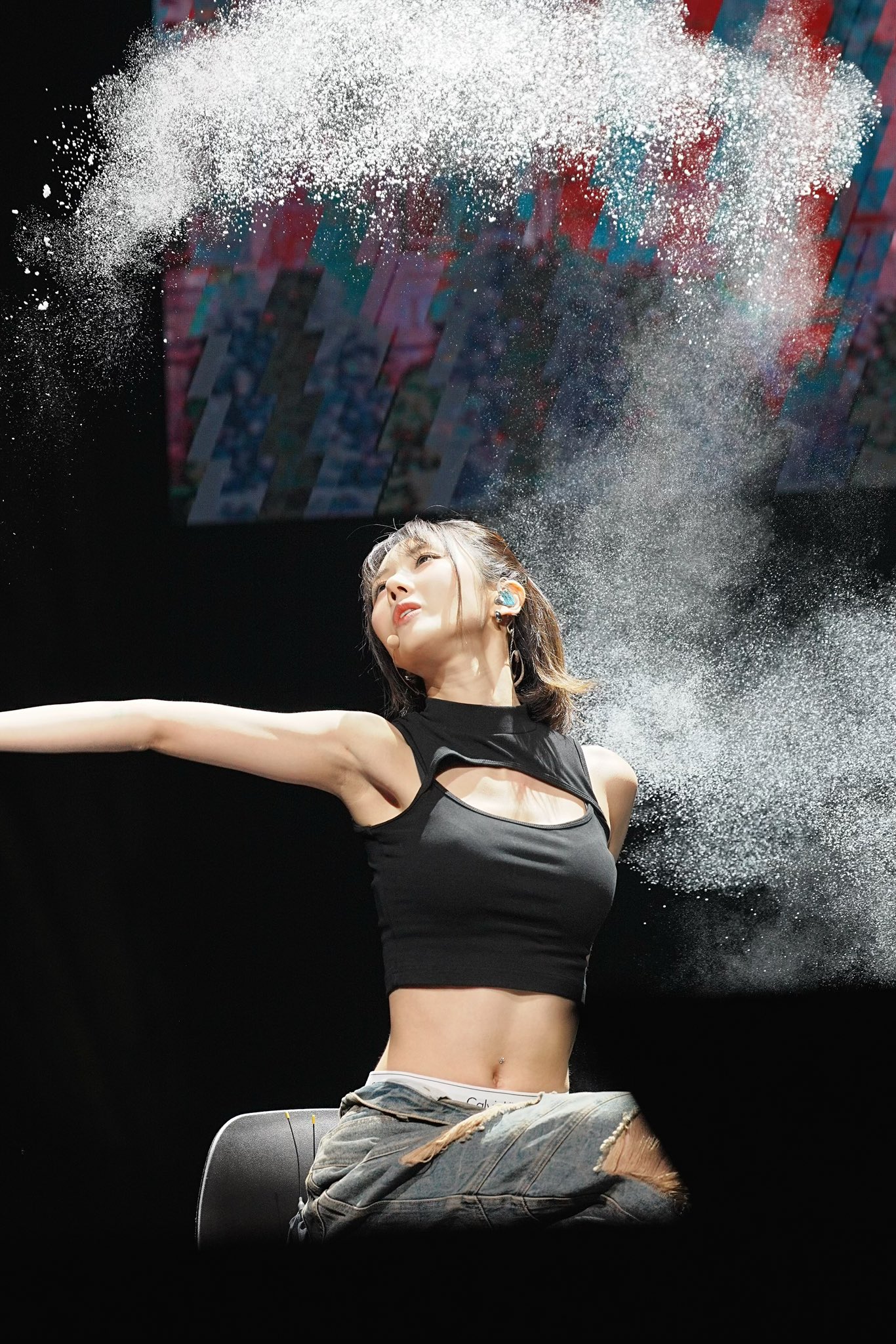 A moment captured by DREAMCATCHER's fan