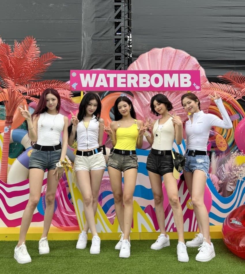 Behind-the-scenes cut of ITZY