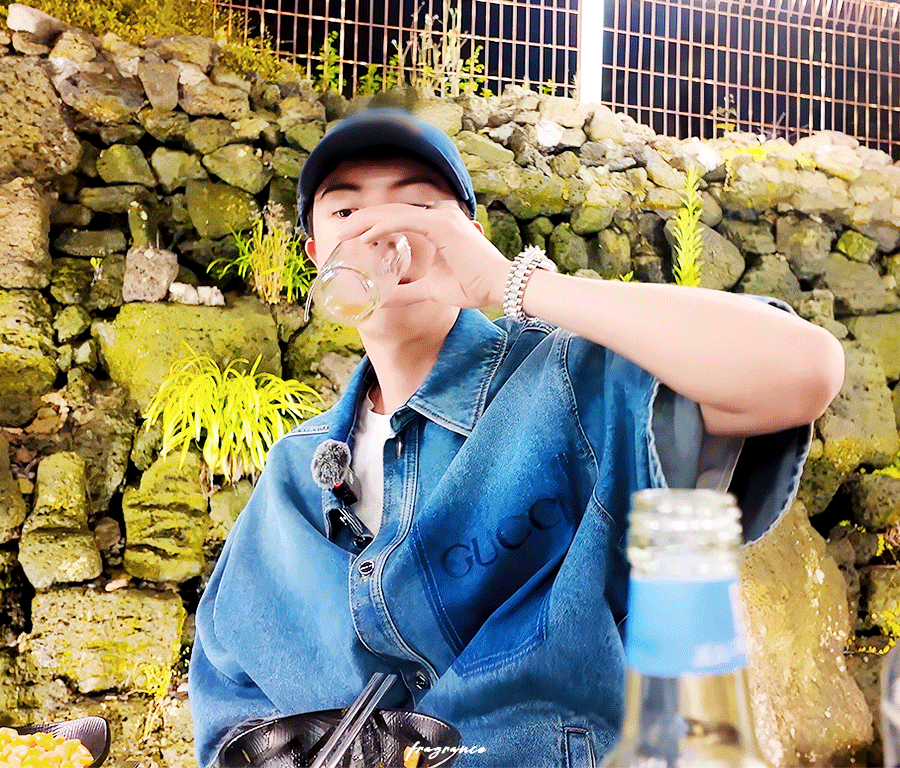 Behind-the-scenes cut of Jin (BTS)