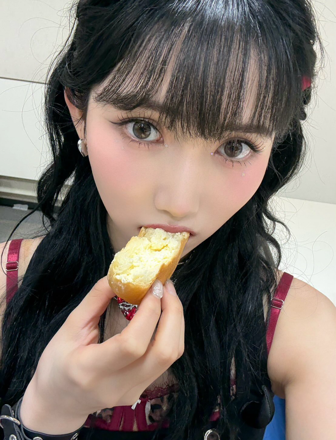 Kenmotsu Nano (IS:SUE)的最新照片