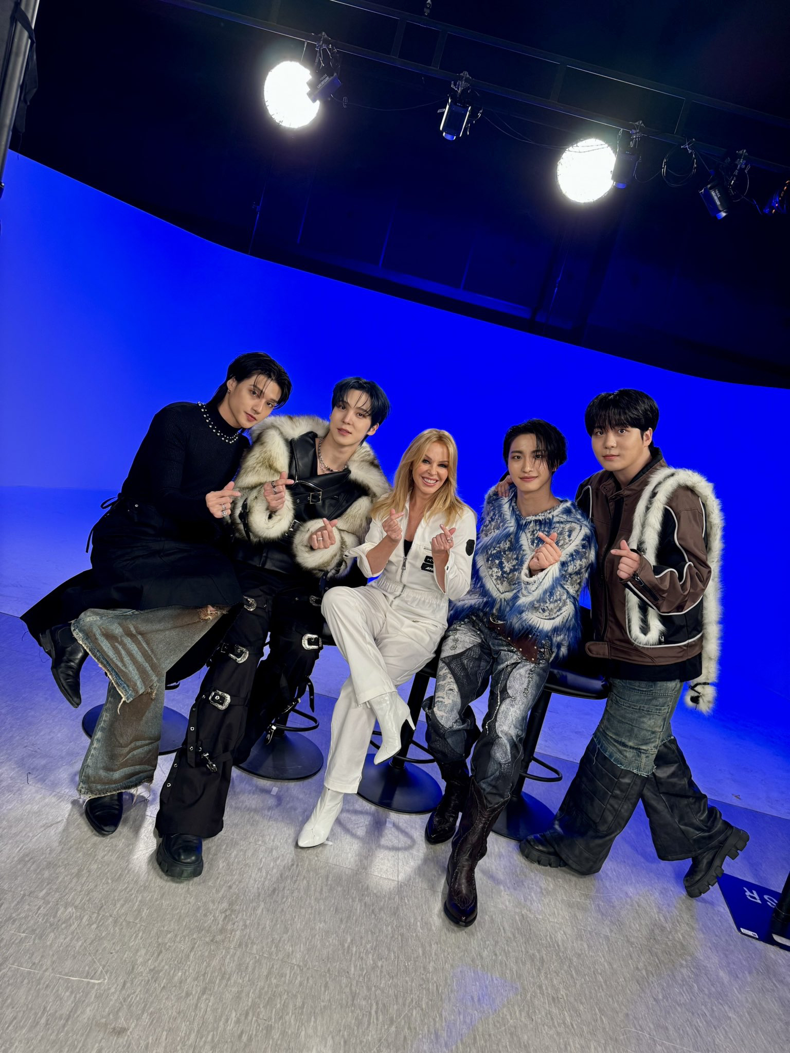 성화 (에이티즈)의 비하인드 컷