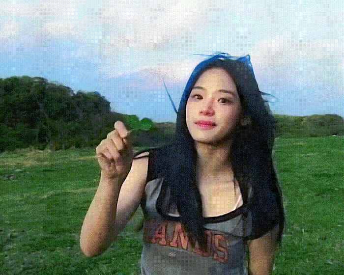 A moment captured by Minji (NewJeans)'s fan