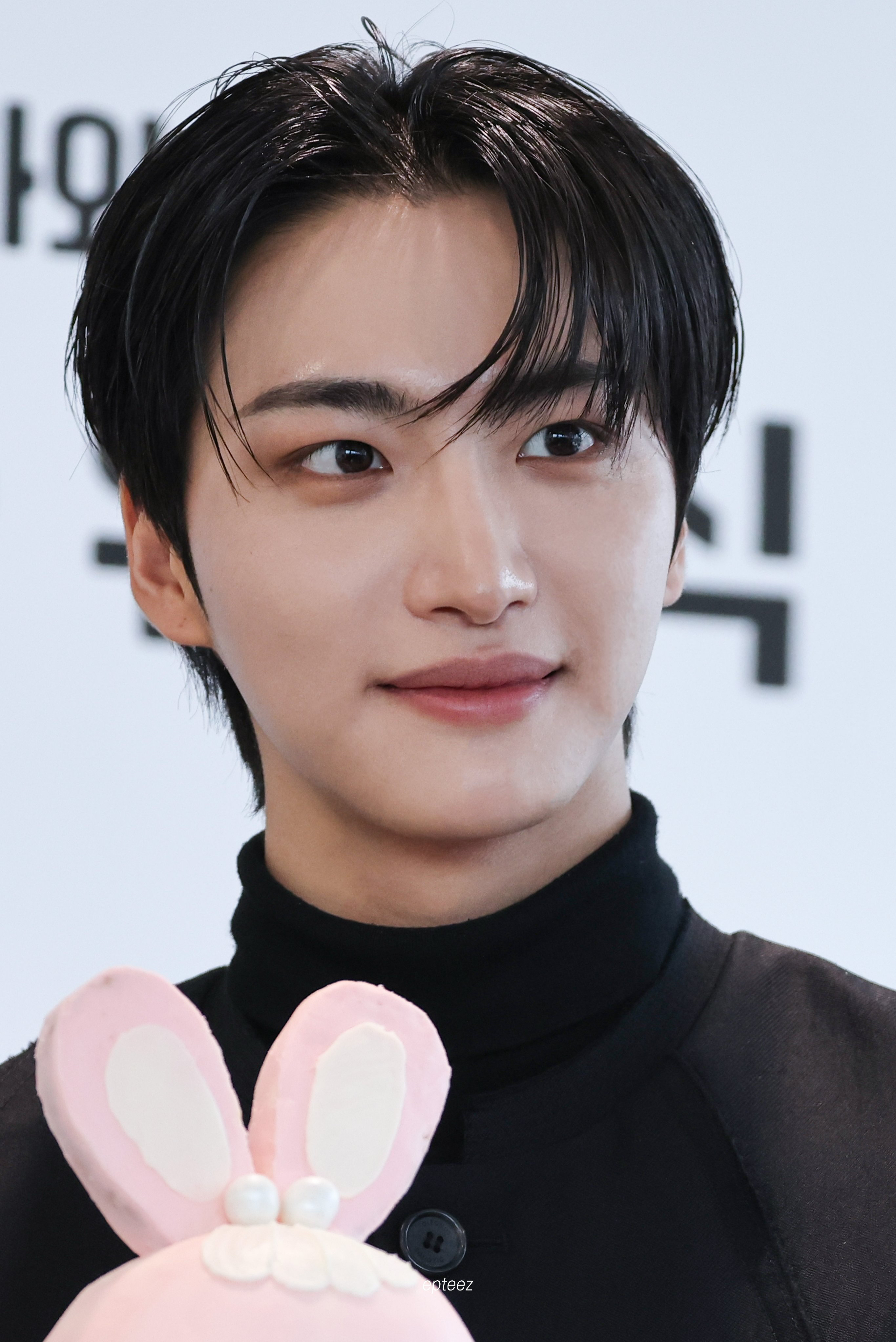 Recent activity shot of Seonghwa (ATEEZ)