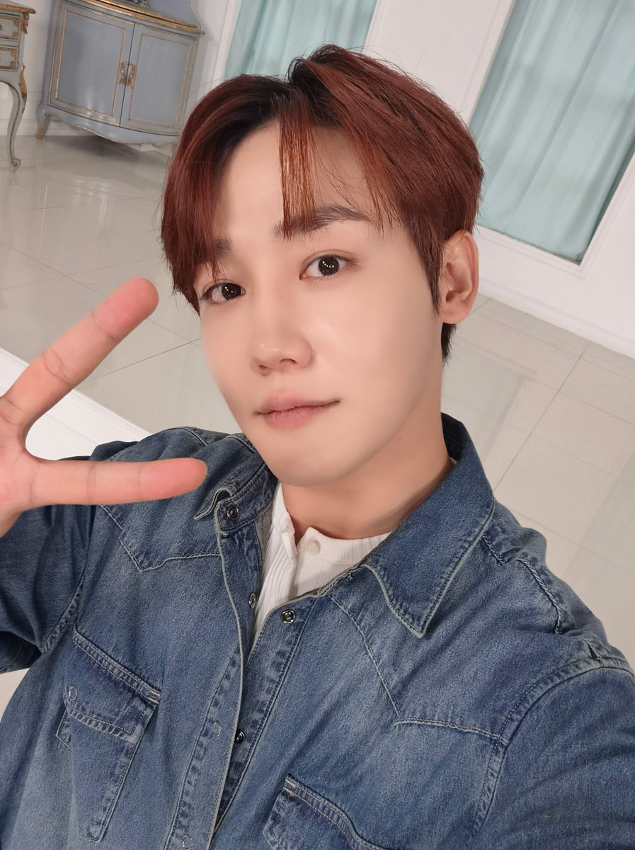 Latest photo of GoldenChild