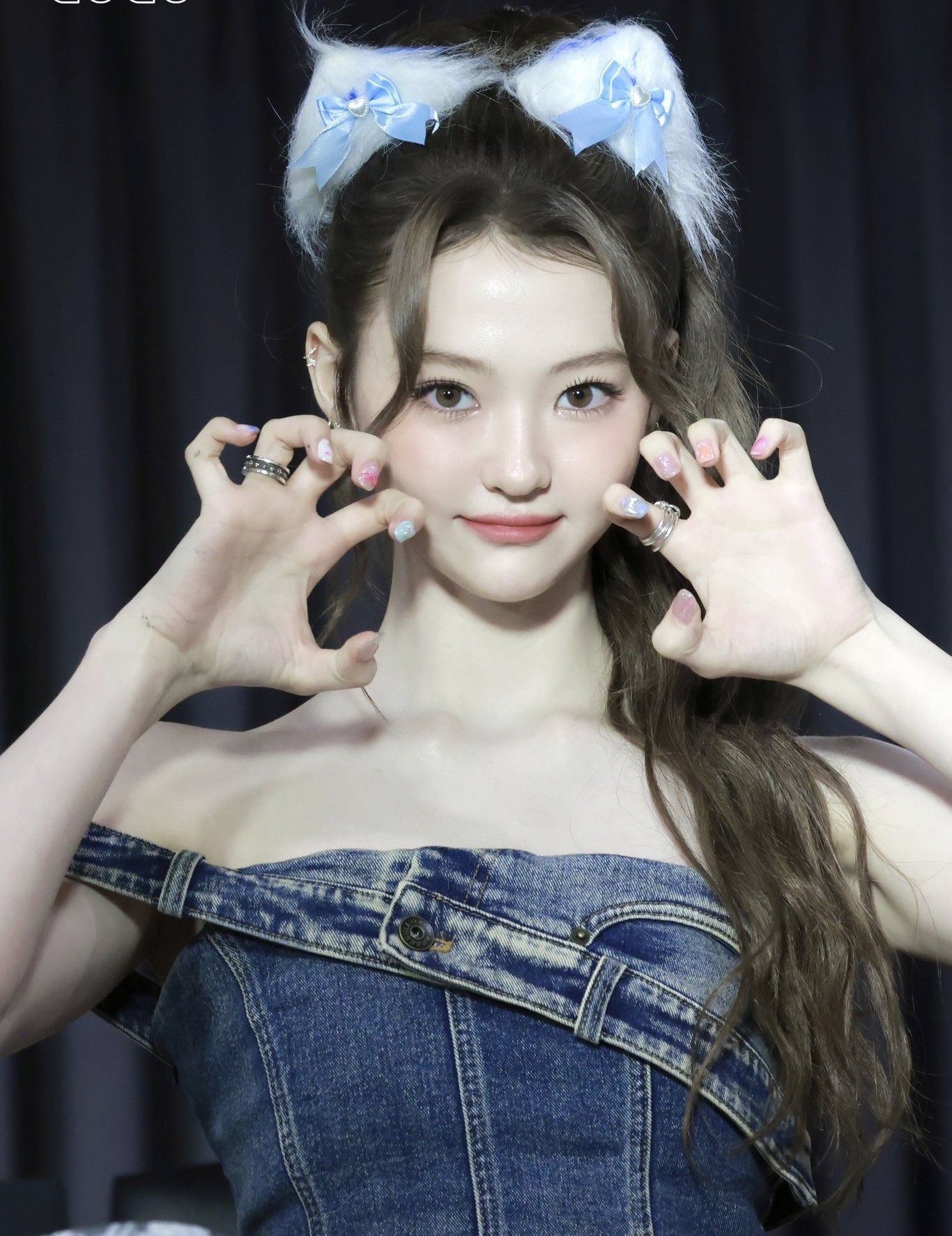 엘라 (MEOVV)의 비하인드 컷