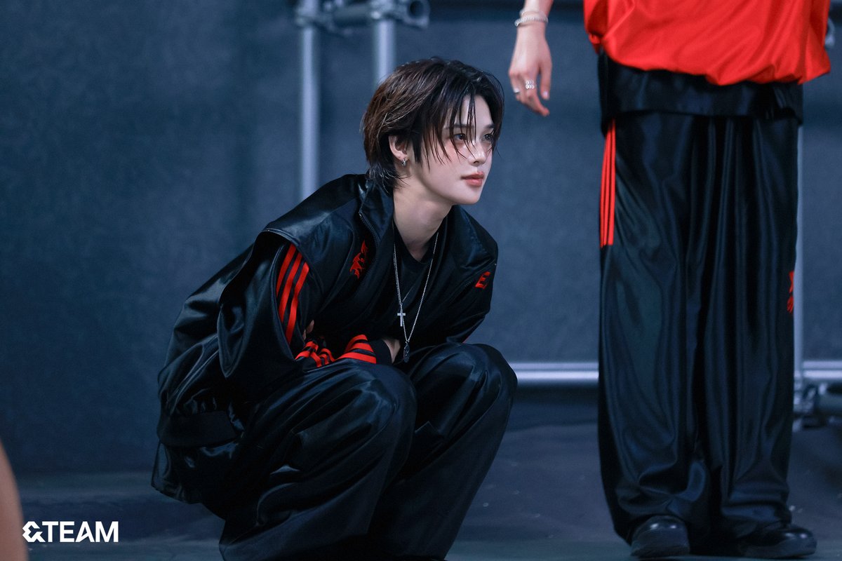 Latest photo of &TEAM