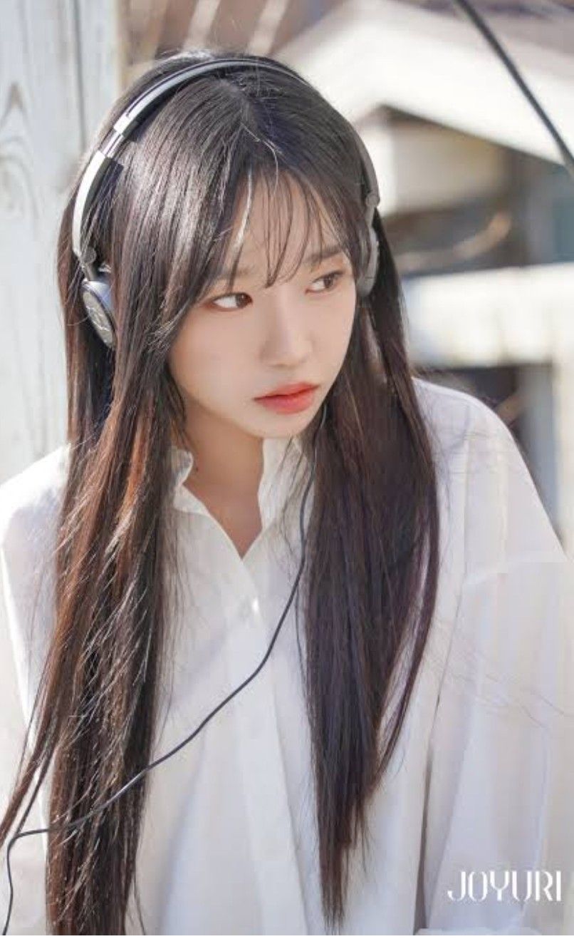 Behind-the-scenes cut of Jo Yuri