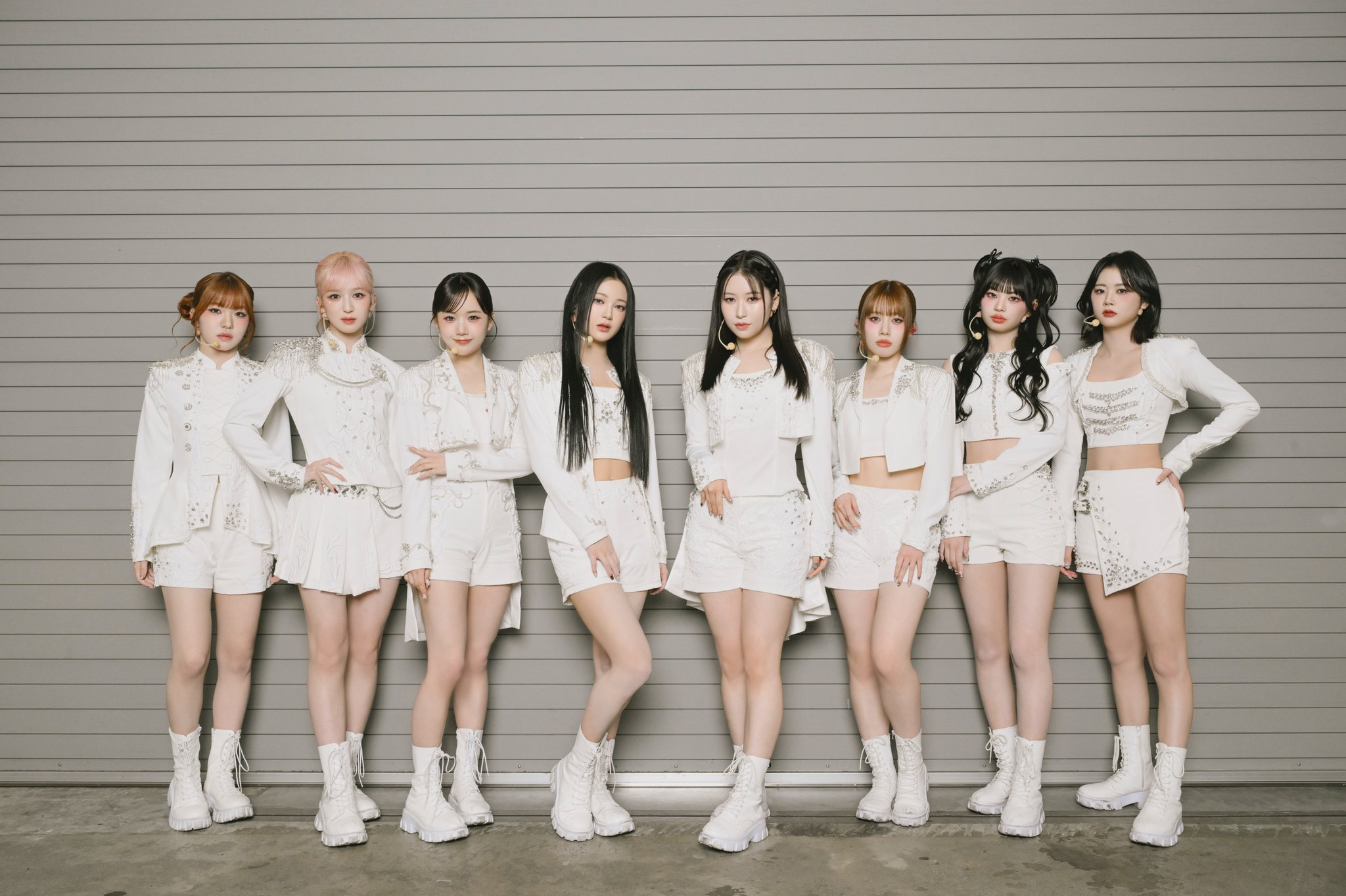 A moment captured by ME:I's fan