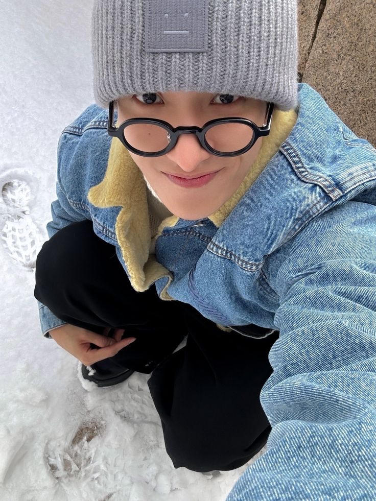 Latest photo of DK (SEVENTEEN)