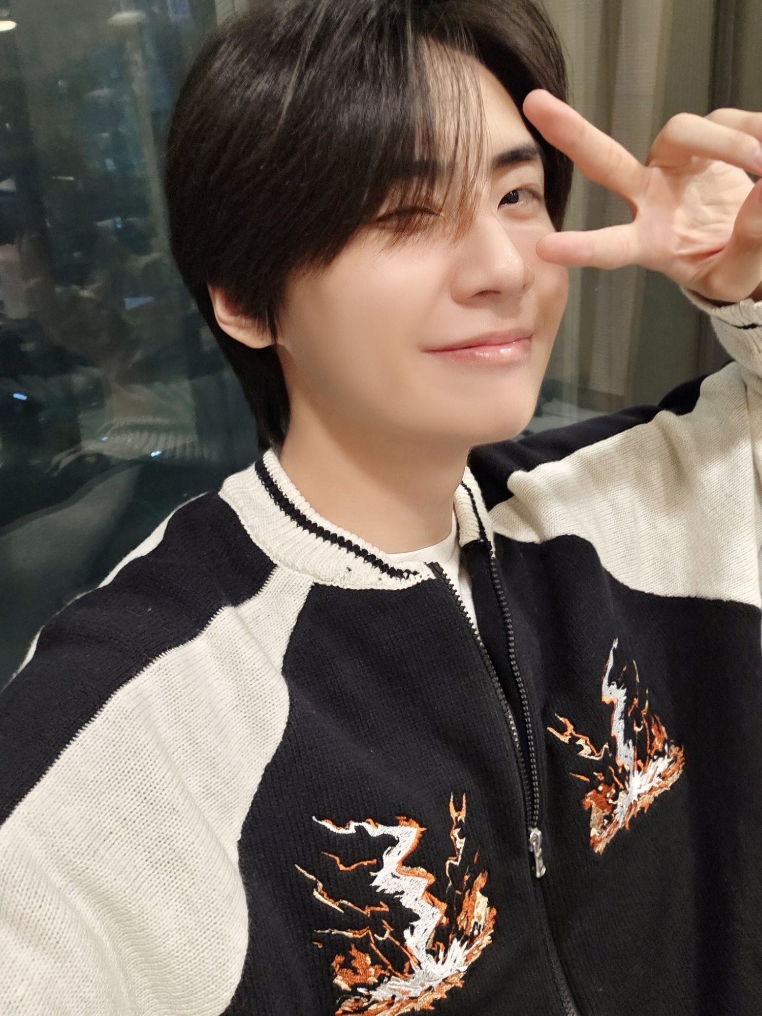 Recent activity shot of Lee Jinhyuk