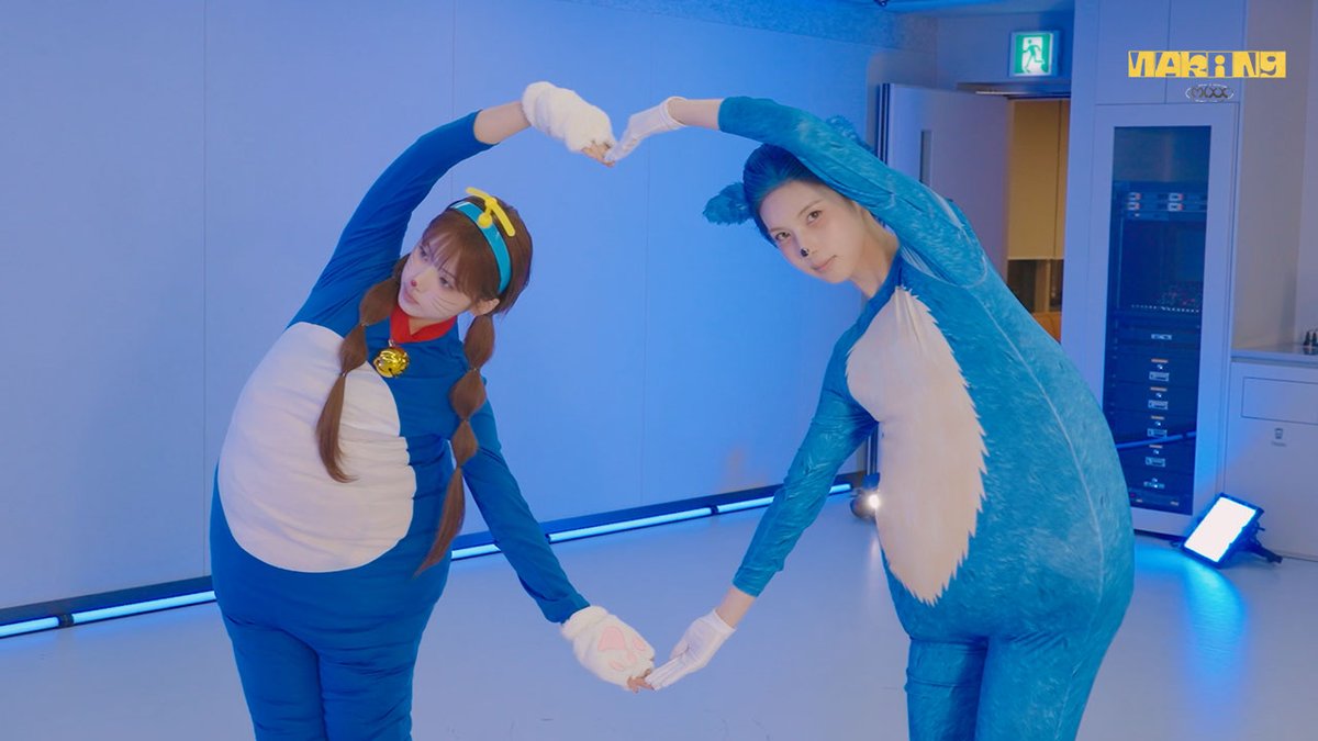 Behind-the-scenes cut of NMIXX