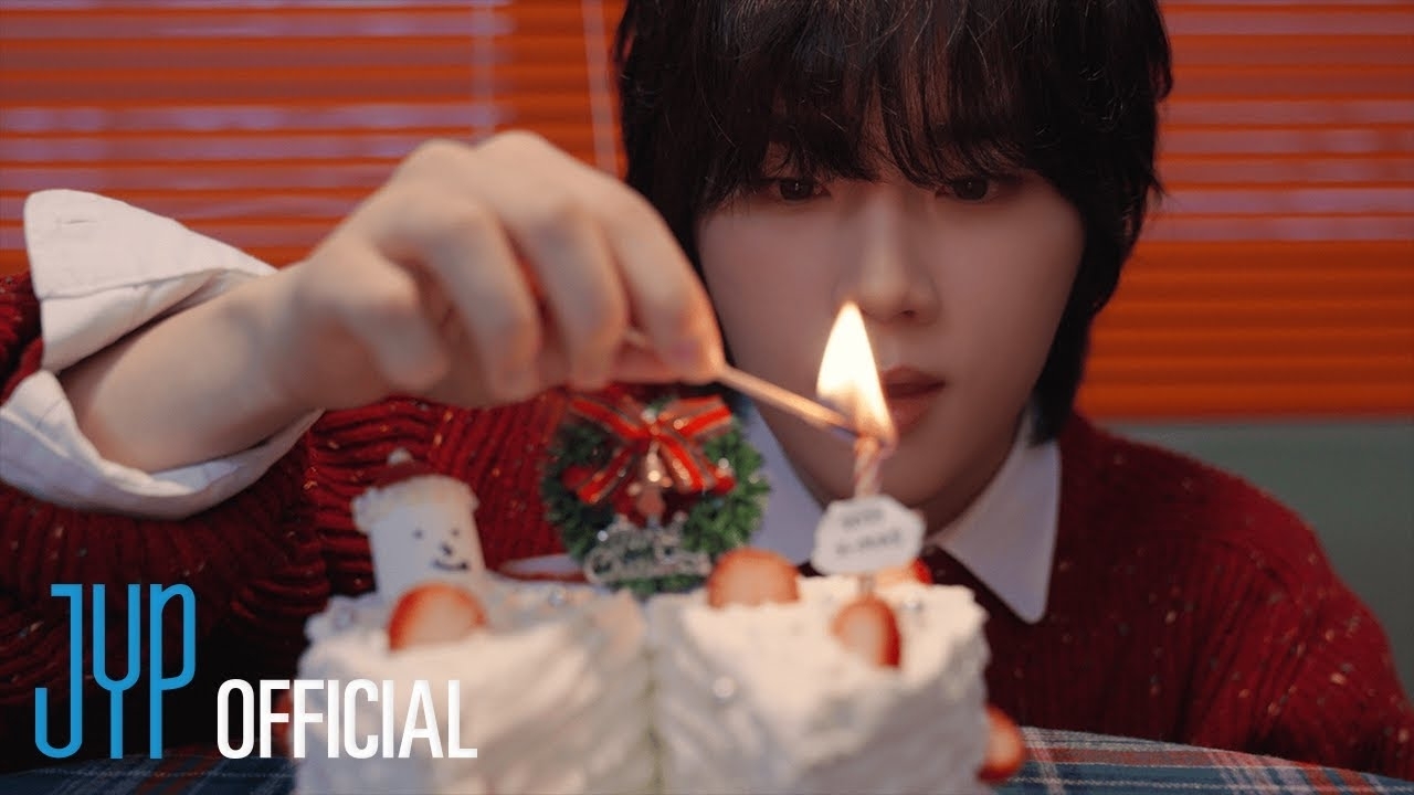 A moment captured by Xdinary Heroes's fan