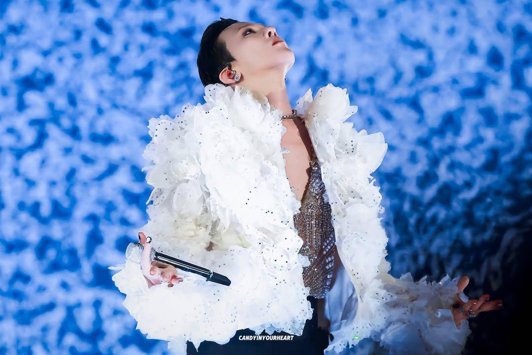 A moment captured by G-DRAGON (BIGBANG)'s fan