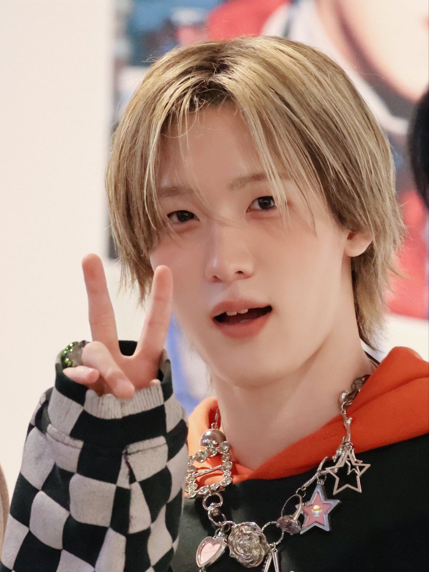 Behind-the-scenes cut of SOUL (P1Harmony)