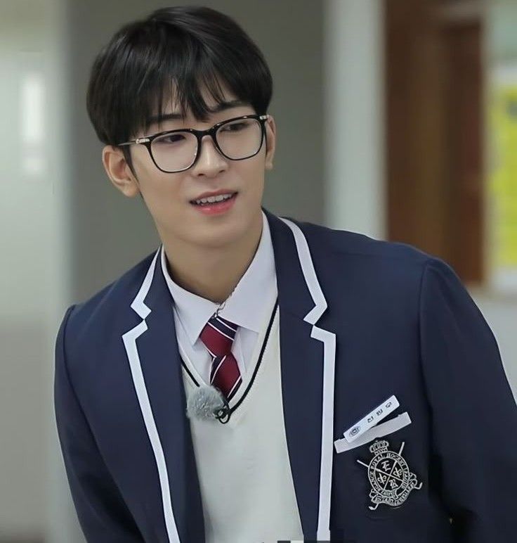 A moment captured by Wonwoo (SEVENTEEN)'s fan