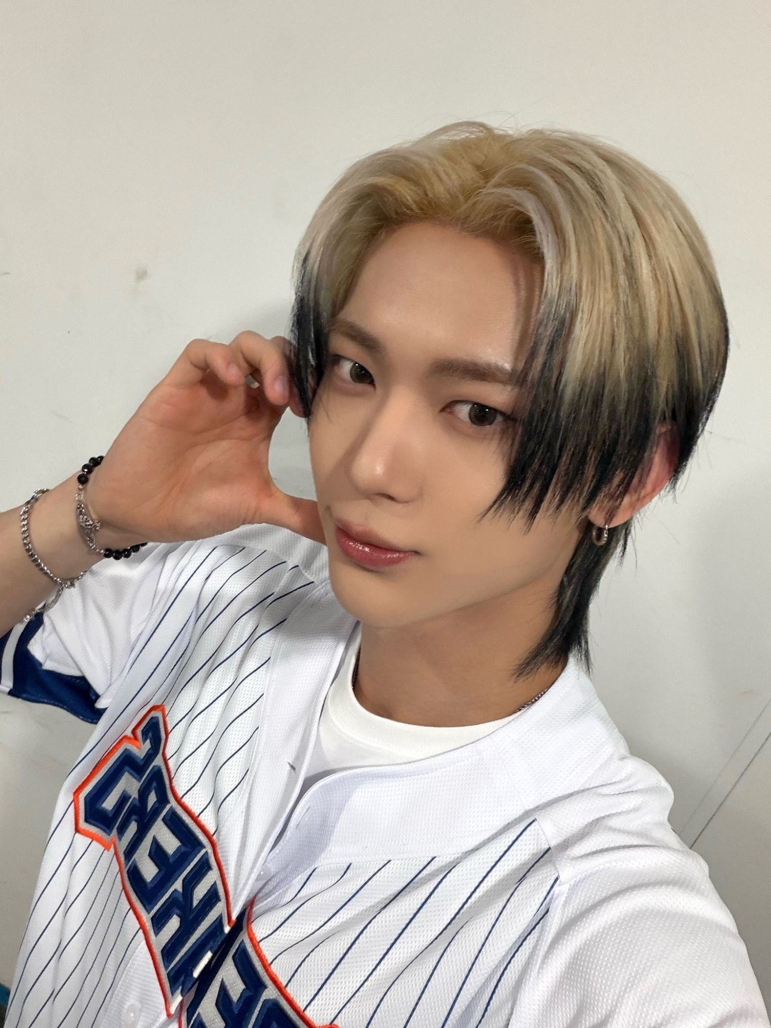 Recent activity shot of Siyun (NOWZ)