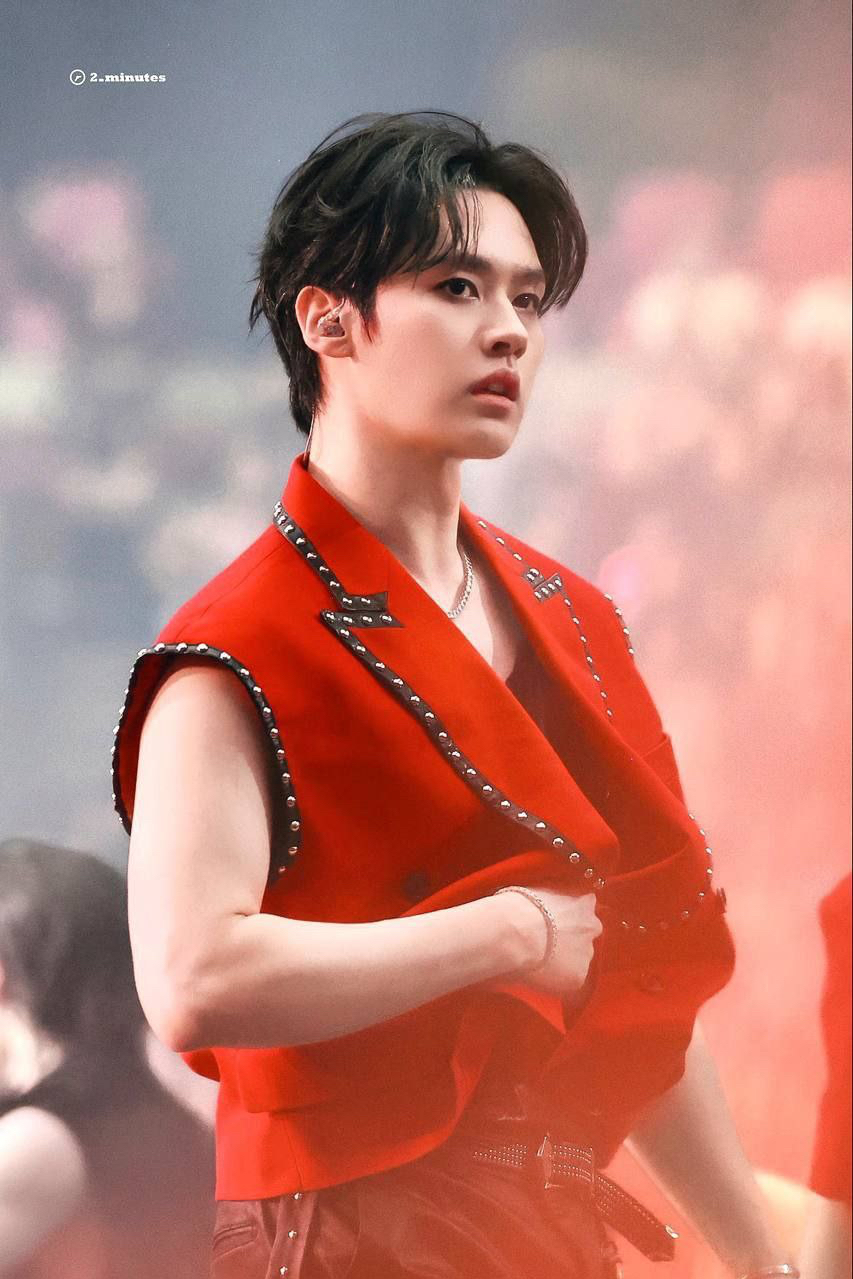 Recent activity shot of Lee Know (Stray Kids)