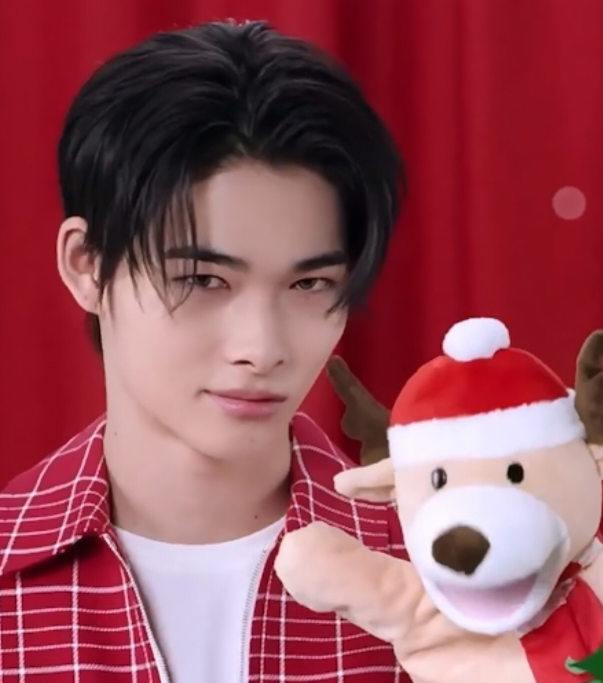 NI-KI (ENHYPEN)的最新活動照片