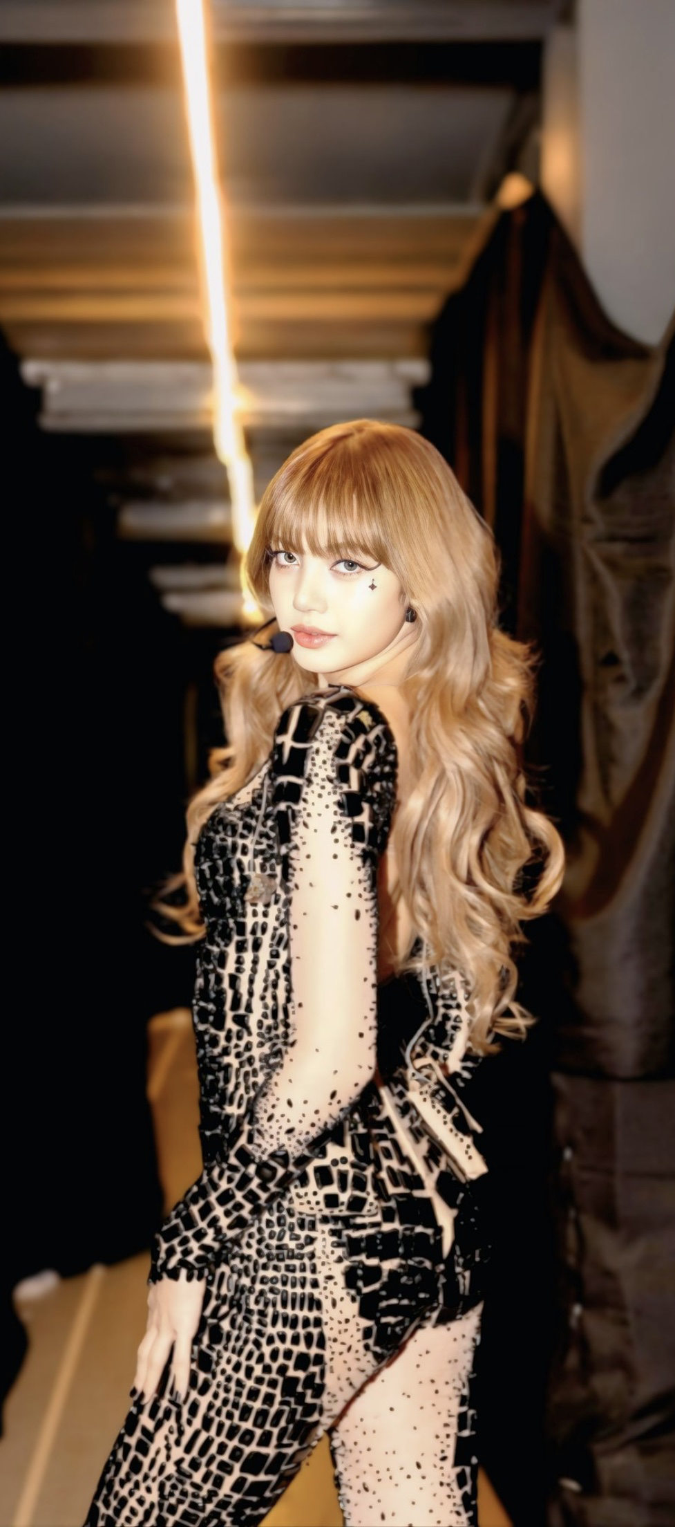 리사 (BLACKPINK)의 비하인드 컷