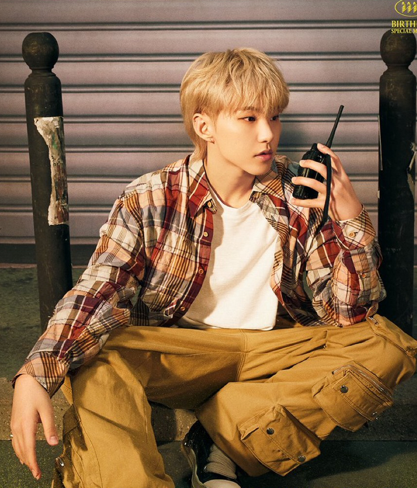 Recent activity shot of Hoshi (SEVENTEEN)