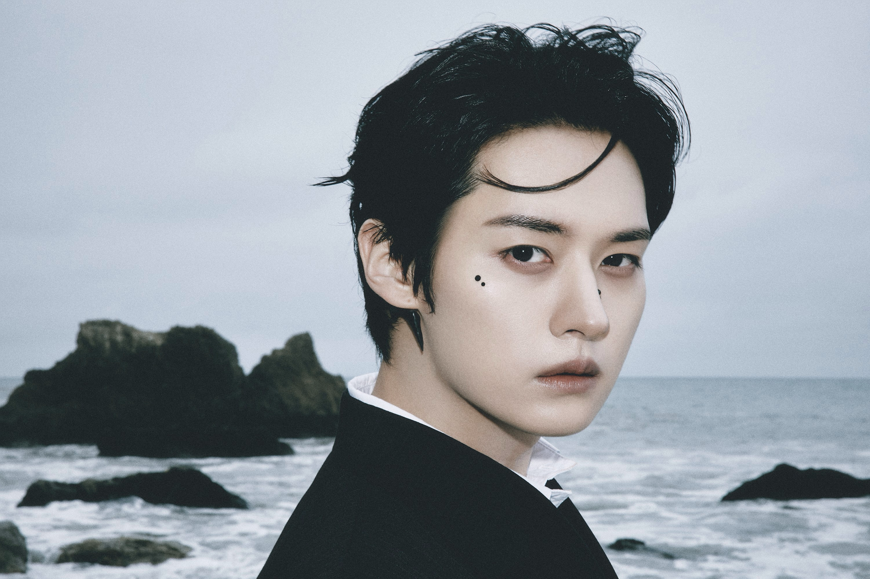 Latest photo of Lee Know (Stray Kids)