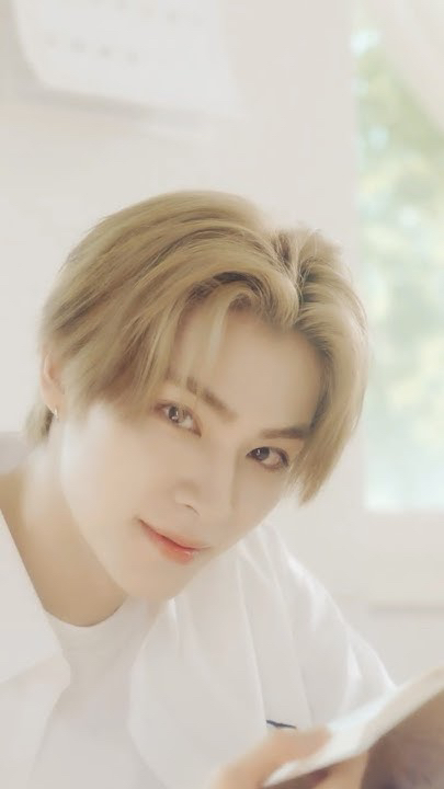 Behind-the-scenes cut of WayV