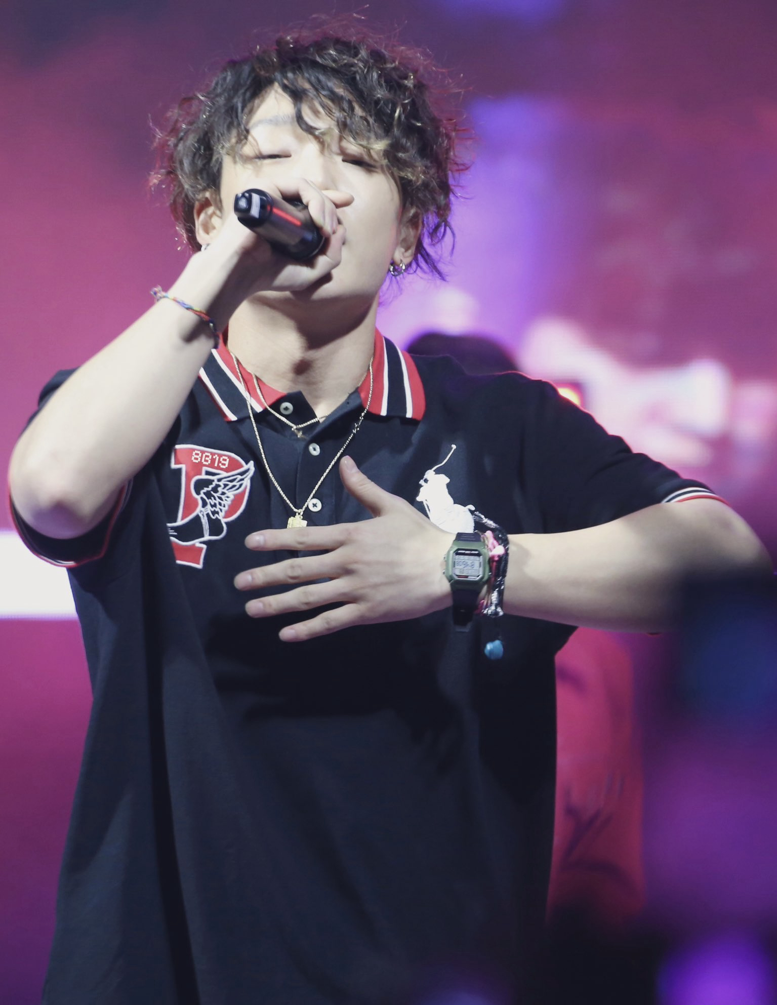 A moment captured by BOBBY (iKON)'s fan