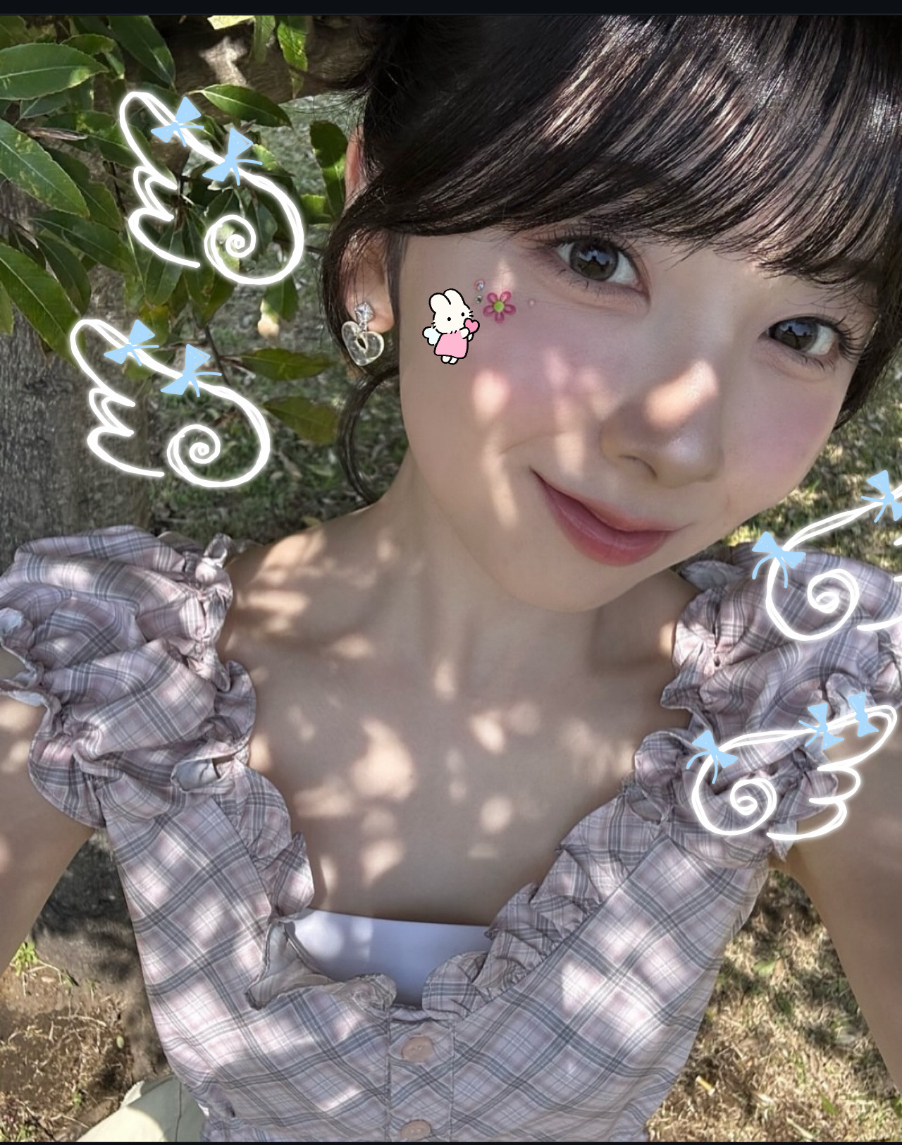 Recent activity shot of Miihi (NiziU)