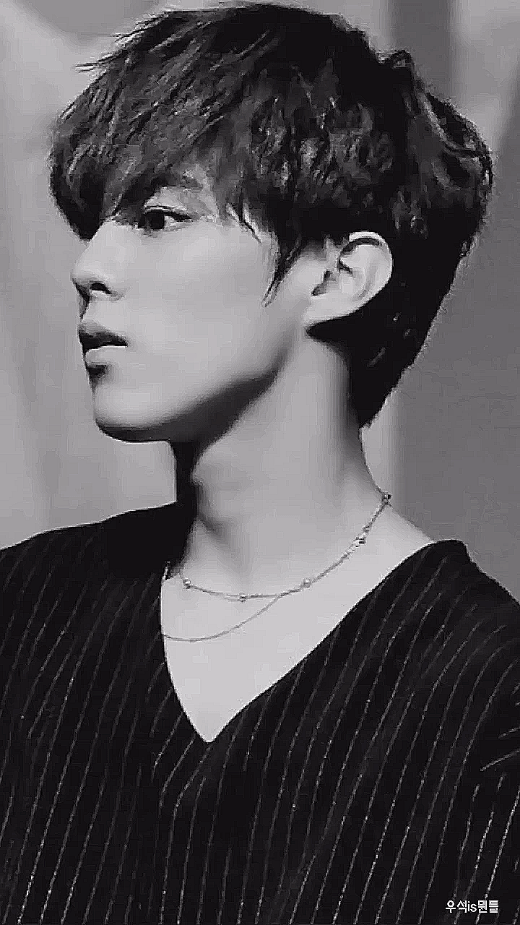 キム・ウソクの最近の活動写真