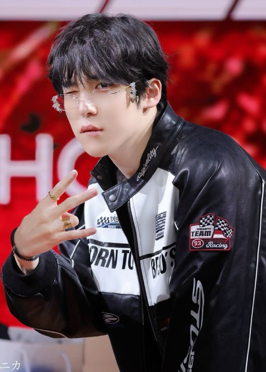 Latest photo of Yunho (ATEEZ)
