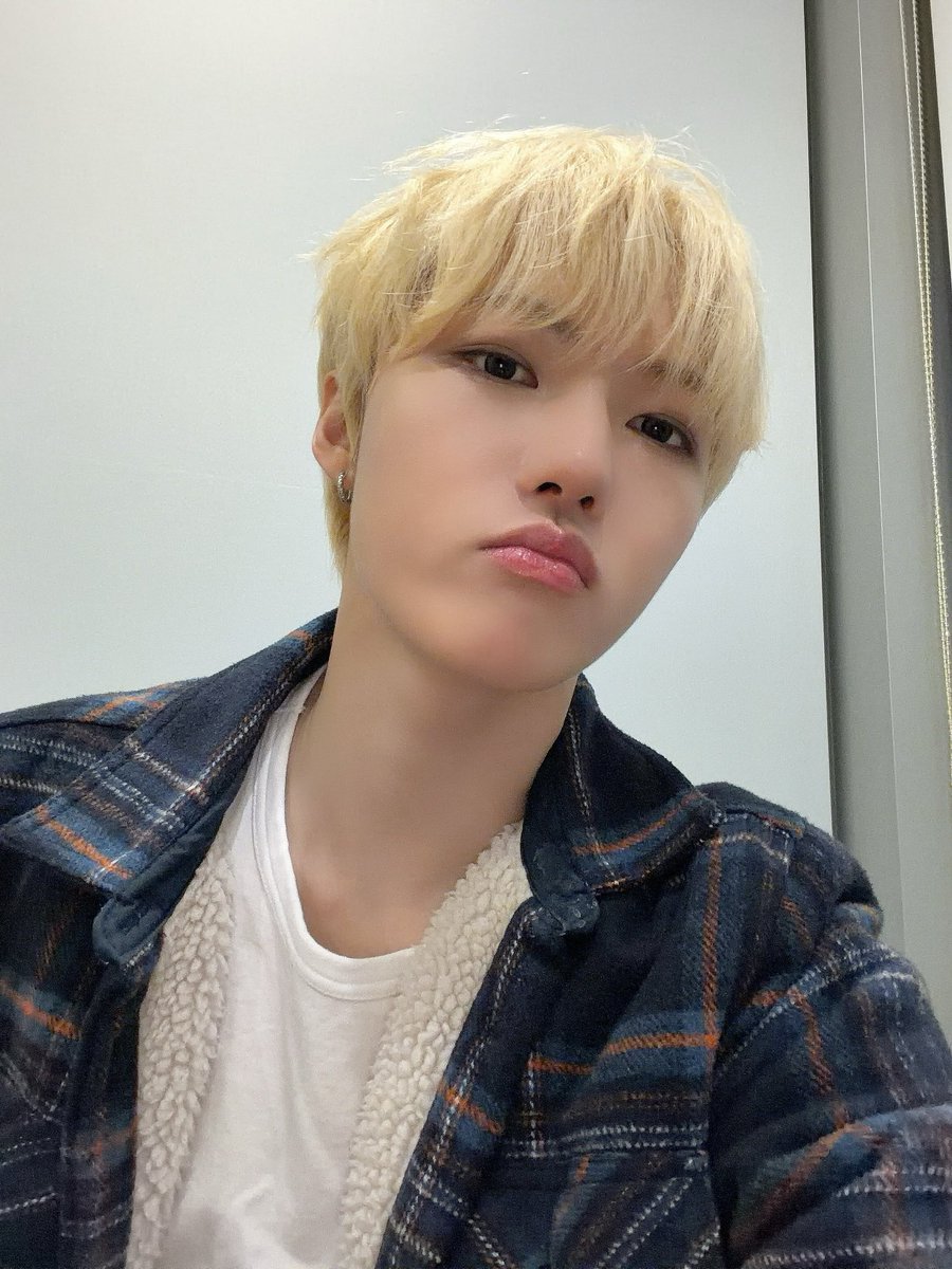 A moment captured by Xikers's fan