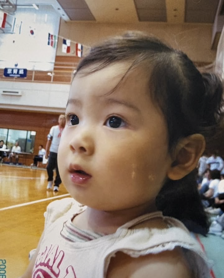 Latest photo of Miihi (NiziU)